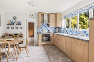 Kitchen- click for photo gallery